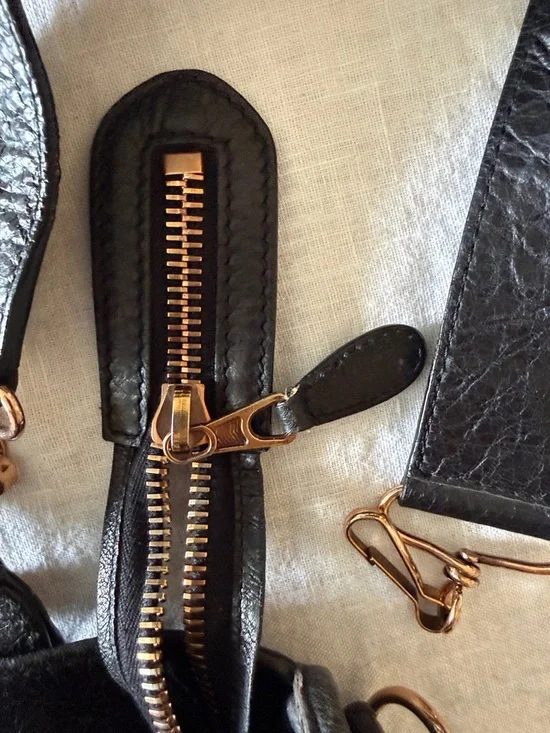 Balenciaga Giant 21 Rose Gold Hardware Black City Shoulder Bag. Rare - Picture 10 of 13